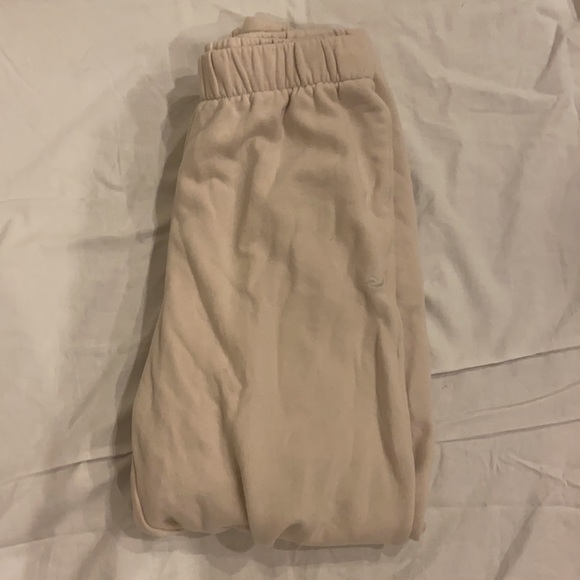 Hollister Cream Dad Joggers - Picture 3 of 5